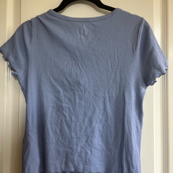 Hollister Ribbed top. - Picture 9 of 9